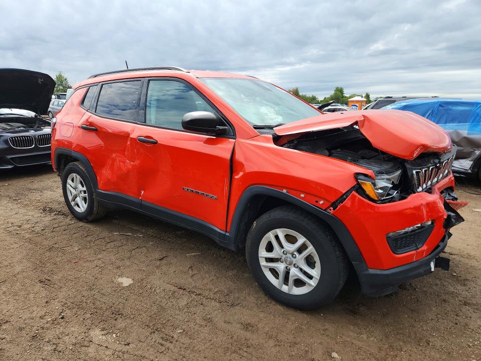 Фото 4 с аукциона – 2018 JEEP COMPASS с VIN 3C4NJCAB4JT133675