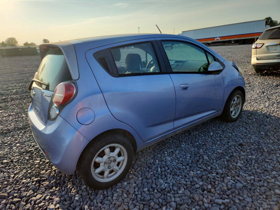 Photo 3 from auction – 2014 CHEVROLET SPARK with VIN KL8CB6S92EC453119