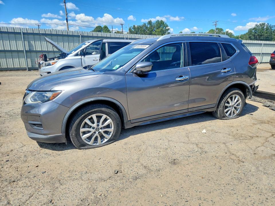 NISSAN ROGUE 2018 with VIN KNMAT2MT3JP505518 - Photo from auction