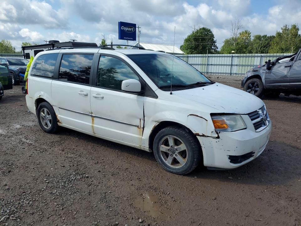 Foto 4 de la subasta – 2010 DODGE GRAND CARAVAN con VIN 2D4RN5D11AR107240