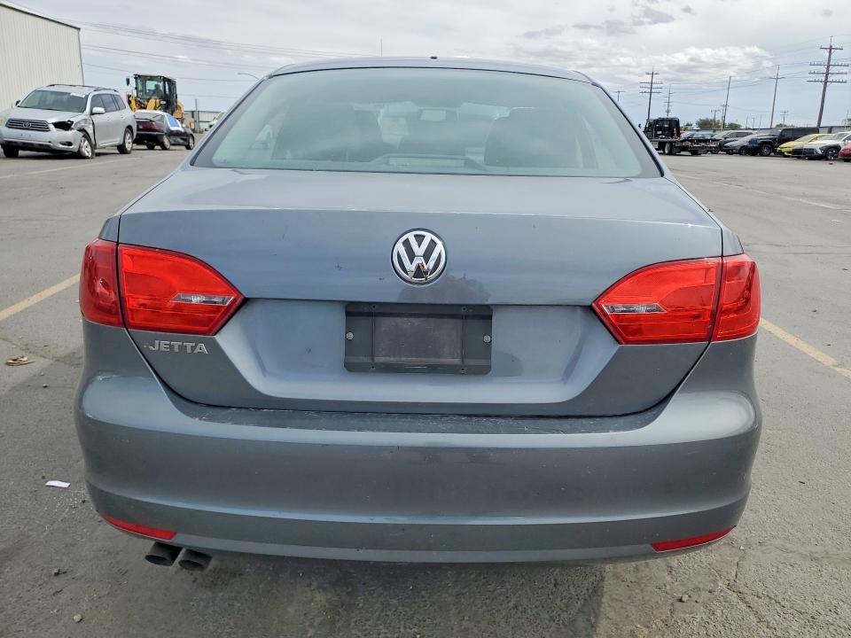 Снимка 6 от търг – 2014 VOLKSWAGEN JETTA с VIN 3VW2K7AJ3EM226506