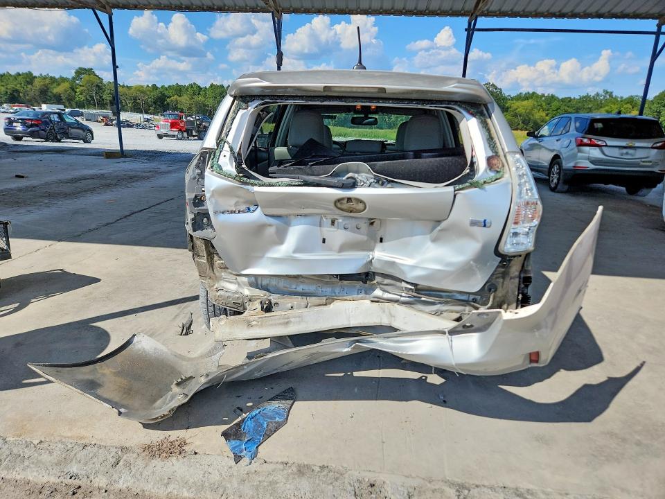 Photo 6 from auction – 2012 TOYOTA PRIUS V with VIN JTDZN3EU0C3150506