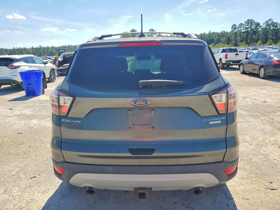 Photo 6 from auction – 2018 FORD ESCAPE with VIN 1FMCU0J97JUA16474