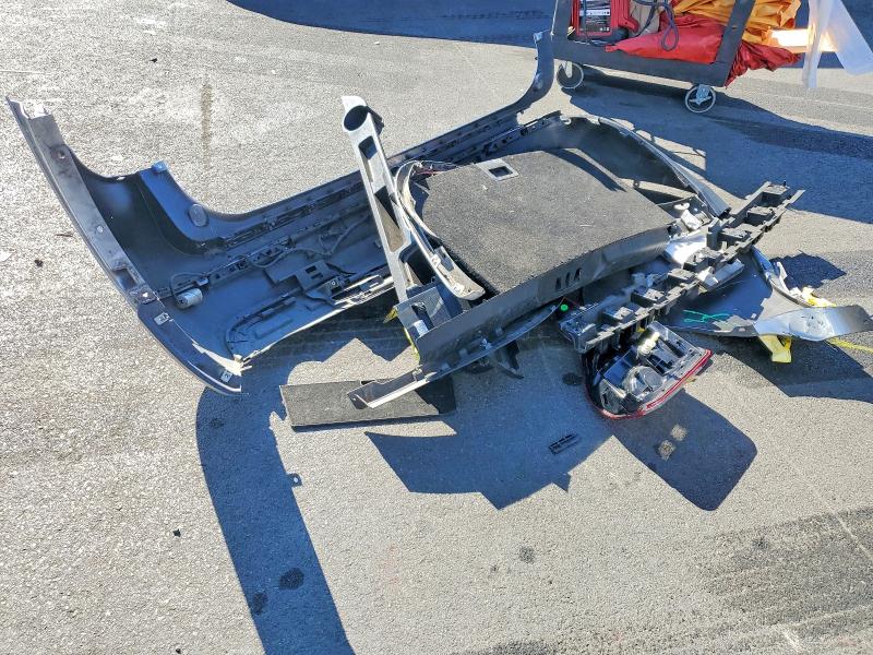 Foto 13 de la subasta – 2023 FORD EXPLORER con VIN 1FMSK7DH0PGA97547