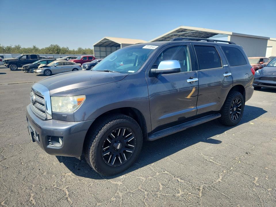 Снимка 1 от търг – 2016 TOYOTA SEQUOIA с VIN 5TDDY5G11GS147053