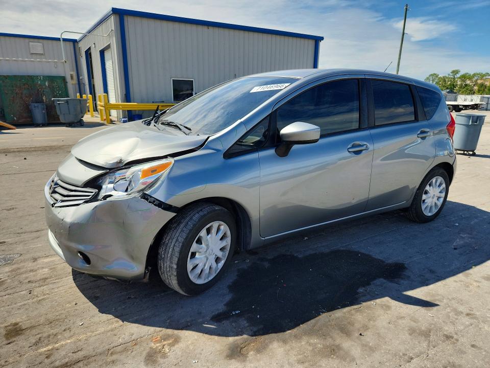 Снимка 1 от търг – 2015 NISSAN VERSA NOTE с VIN 3N1CE2CPXFL395550
