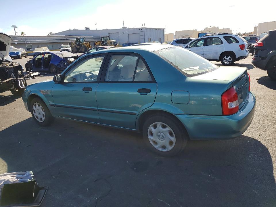 صورة رقم 2 من المزاد - 2001 MAZDA PROTEGE مع VIN JM1BJ222810440405
