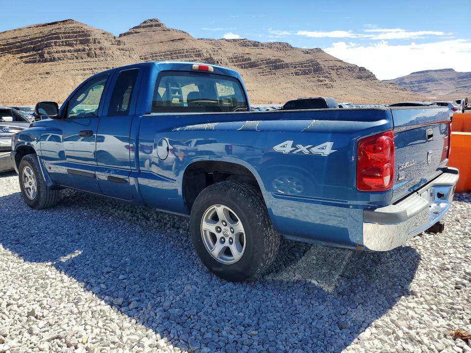 Photo 2 from auction – 2005 DODGE DAKOTA with VIN 1D7HW42N55S194236
