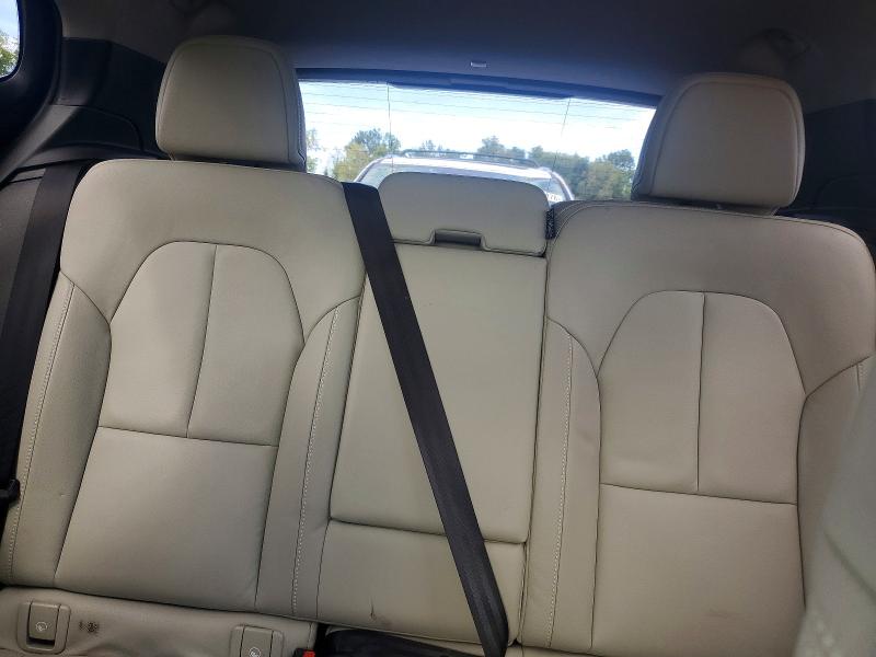 Photo 10 from auction – 2019 VOLVO XC40 with VIN YV4162UL8K2074676