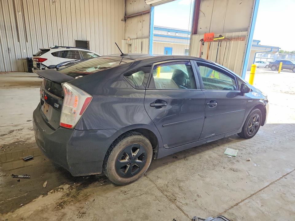 Photo 3 from auction – 2010 TOYOTA PRIUS with VIN JTDKN3DU0A0114879