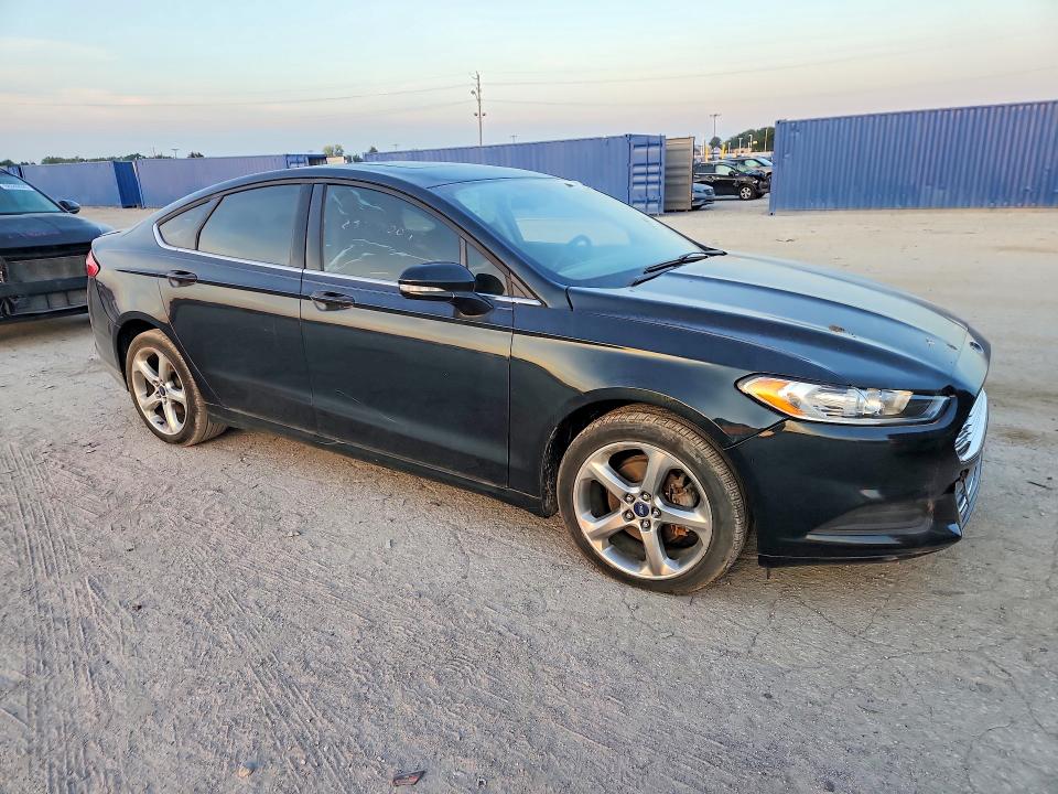 Photo 4 from auction – 2014 FORD FUSION with VIN 3FA6P0H92ER110215
