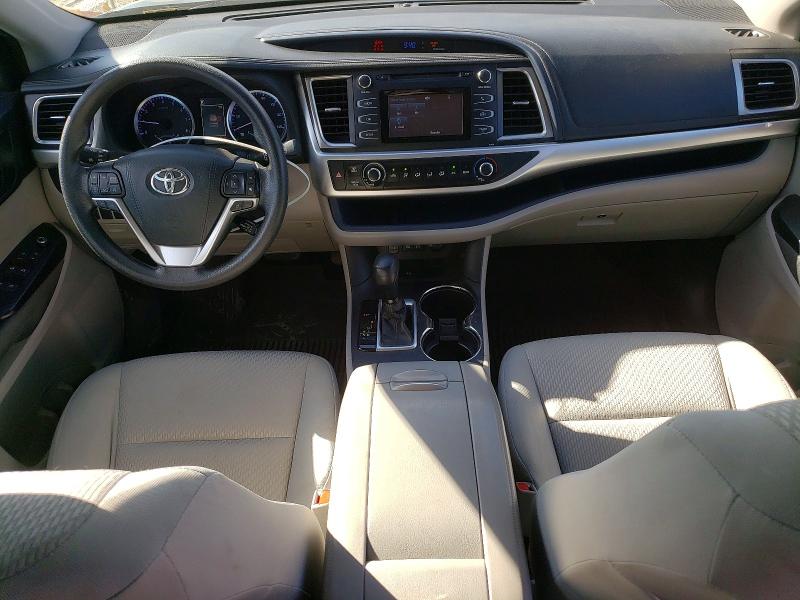 Снимка 8 от търг – 2018 TOYOTA HIGHLANDER с VIN 5TDZZRFH1JS258900