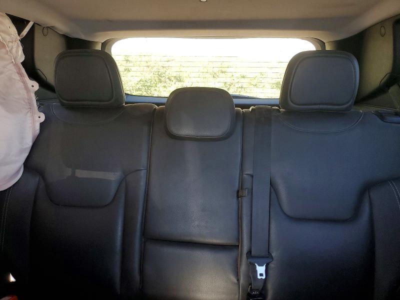 Photo 10 from auction – 2017 JEEP RENEGADE with VIN ZACCJBDB4HPF63236