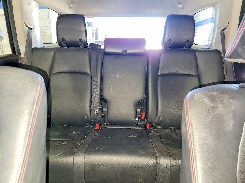 Снимка 10 от търг – 2014 TOYOTA 4RUNNER с VIN JTEBU5JRXE5201000