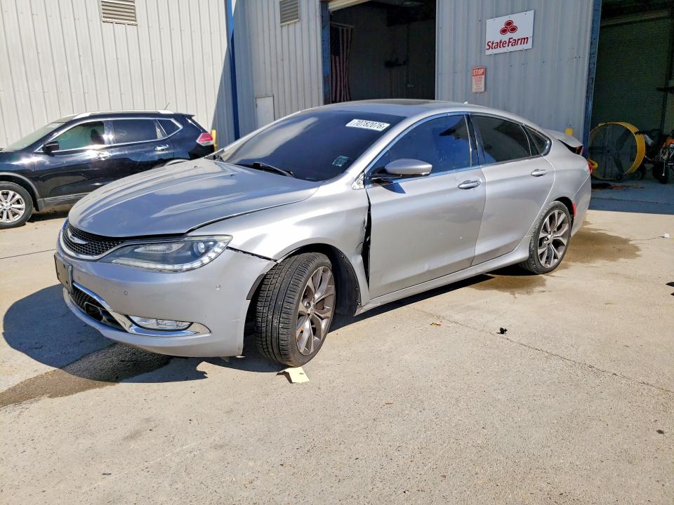 CHRYSLER 200 2015 with VIN 1C3CCCEG2FN664876 - Photo from auction