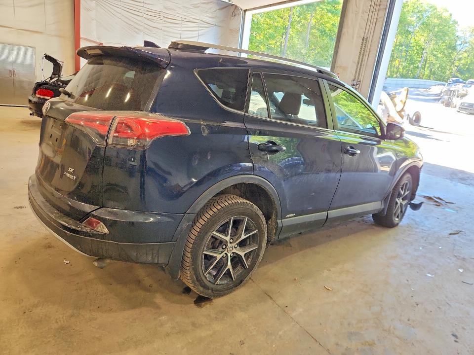 Снимка 3 от търг – 2017 TOYOTA RAV4 HV с VIN JTMJJREV5HD140866