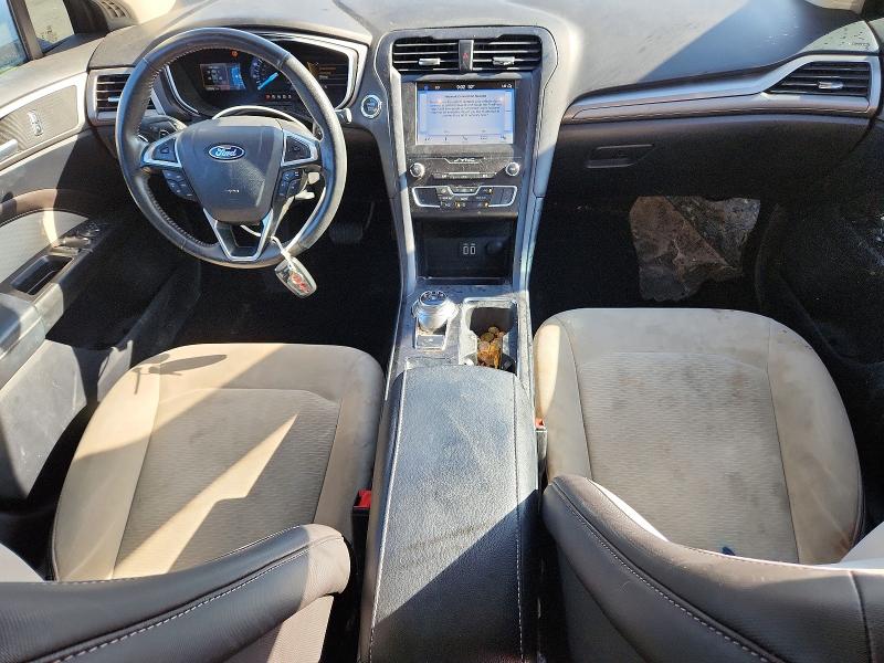 Photo 8 from auction – 2019 FORD FUSION with VIN 3FA6P0HD2KR215921
