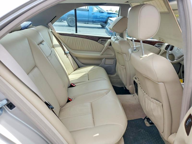 Photo 10 from auction – 1998 MERCEDES-BENZ E with VIN WDBJF65F0WA459114