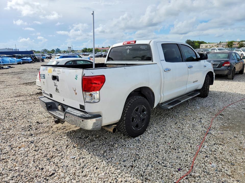 Photo 3 from auction – 2010 TOYOTA TUNDRA with VIN 5TFFY5F14AX093694