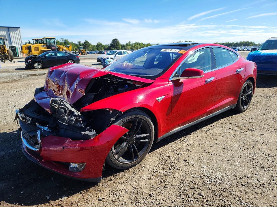 صورة رقم 1 من المزاد - 2016 TESLA MDL 3 مع VIN 5YJSA1E22GF130654