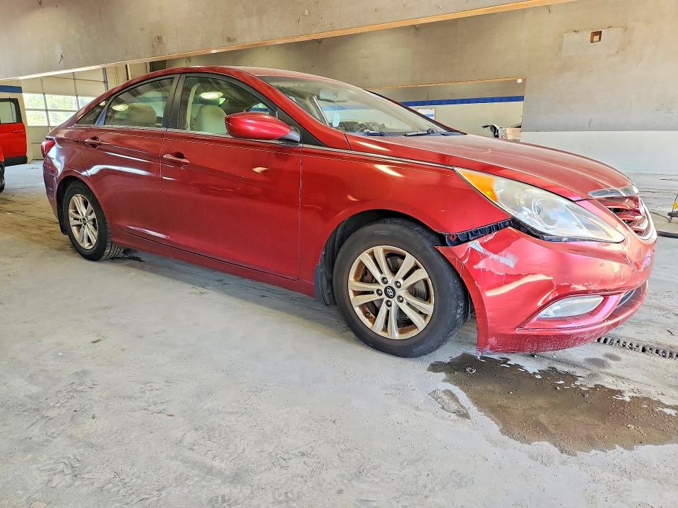 Photo 4 from auction – 2013 HYUNDAI SONATA with VIN 5NPEB4ACXDH680918