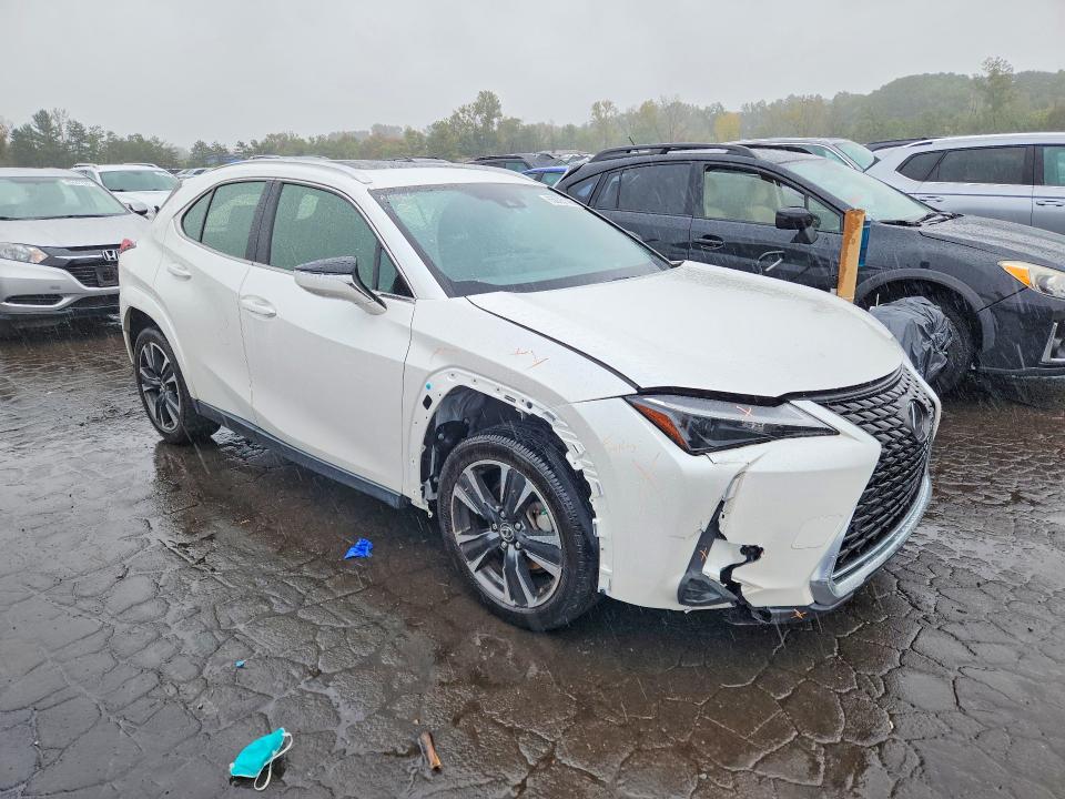 Снимка 4 от търг – 2023 LEXUS UX 250H с VIN JTHP9JBH8P2067164