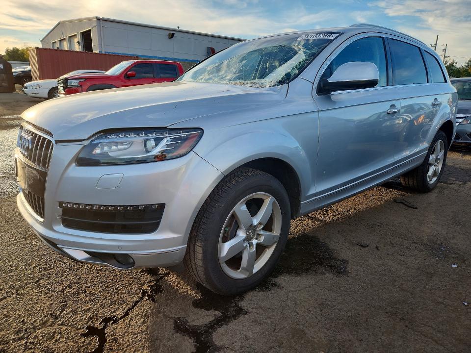 AUDI Q7 2015 с VIN WA1LGAFE0FD012470 - Снимка от търг
