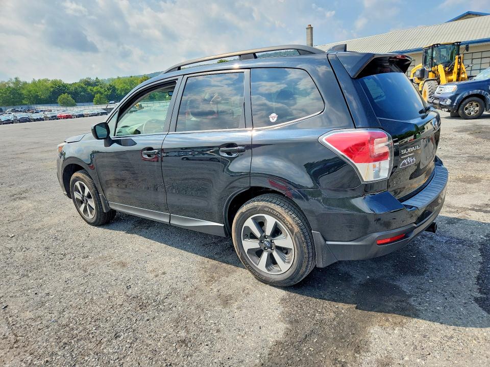 Photo 2 from auction – 2017 SUBARU FORESTER with VIN JF2SJAEC1HH568545