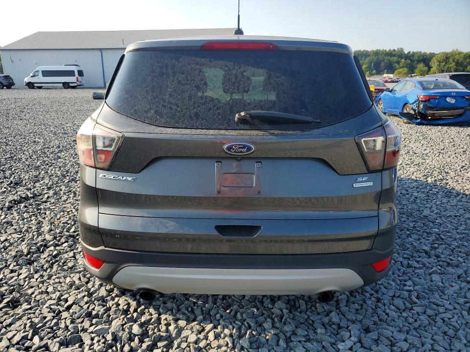 Foto 6 de la subasta – 2017 FORD ESCAPE con VIN 1FMCU0GD5HUA53660