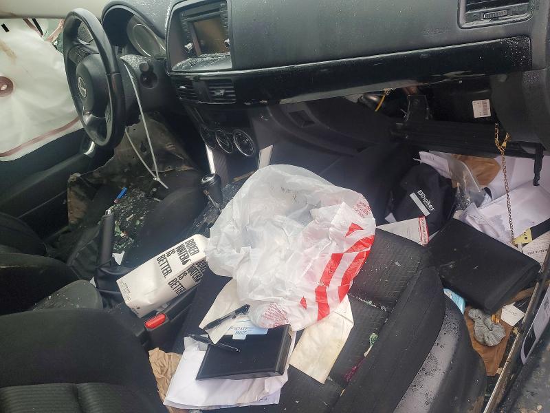 Снимка 8 от търг – 2013 MAZDA CX-5 с VIN JM3KE4CE9D0111457
