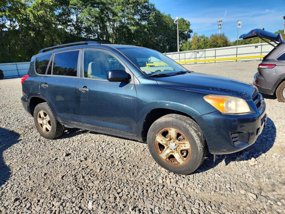 Zdjęcie 4 z aukcji – 2010 TOYOTA RAV4 z VIN JTMBF4DV6AD028481