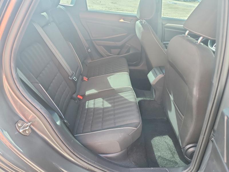 Снимка 10 от търг – 2022 VOLKSWAGEN JETTA с VIN 3VWBM7BU8NM016664