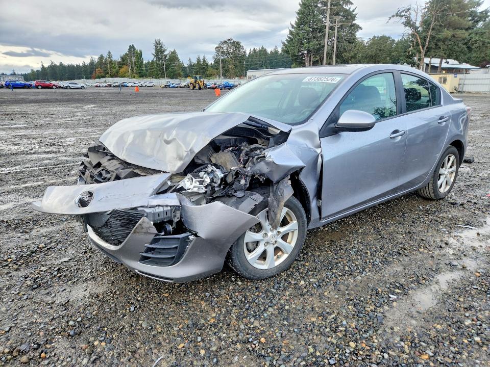 2010 MAZDA 3
