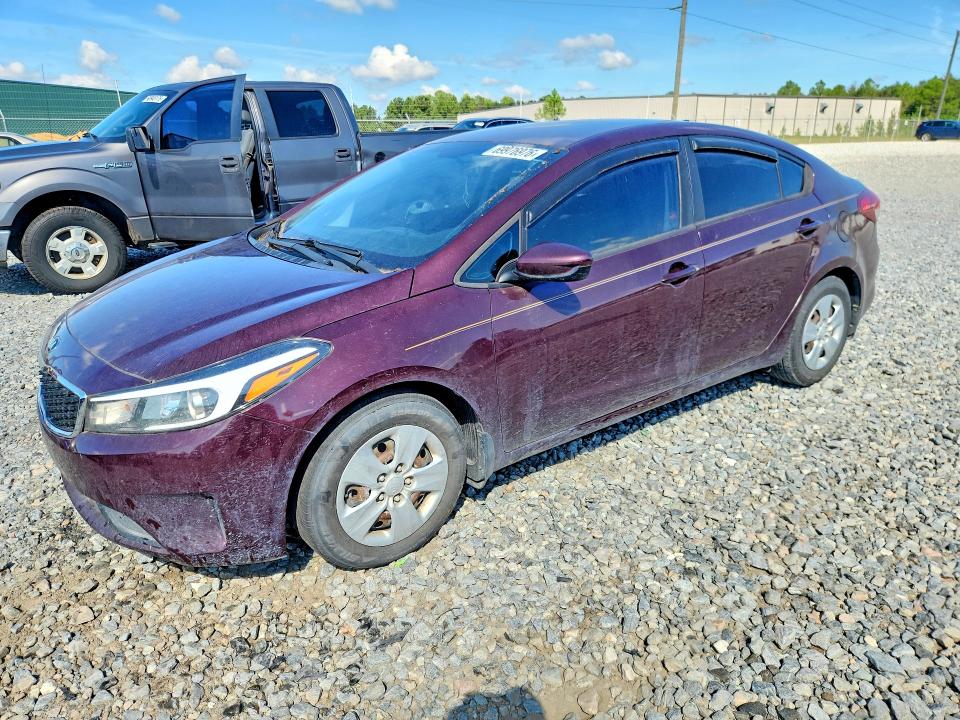KIA FORTE 2017 with VIN 3KPFL4A7XHE143321 - Photo from auction