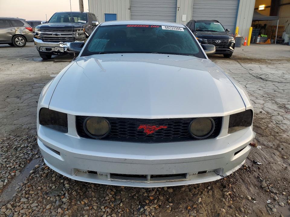 Photo 5 from auction – 2006 FORD MUSTANG with VIN 1ZVFT82H765259239