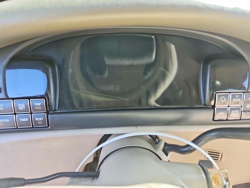 Photo 9 from auction – 1998 CADILLAC DEVILLE with VIN 1G6KD54Y3WU717832