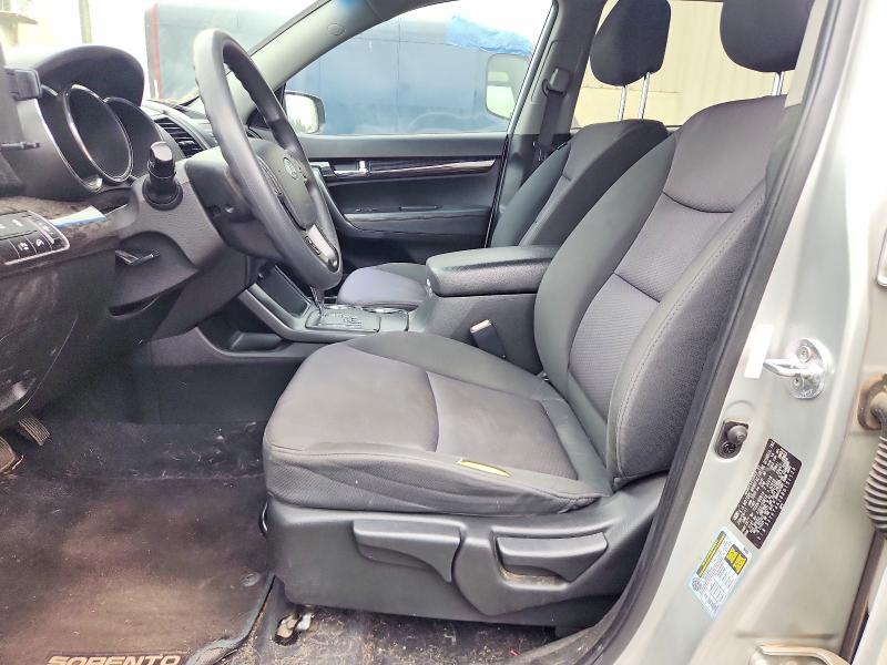Photo 7 from auction – 2011 KIA SORENTO with VIN 5XYKT4A26BG151123