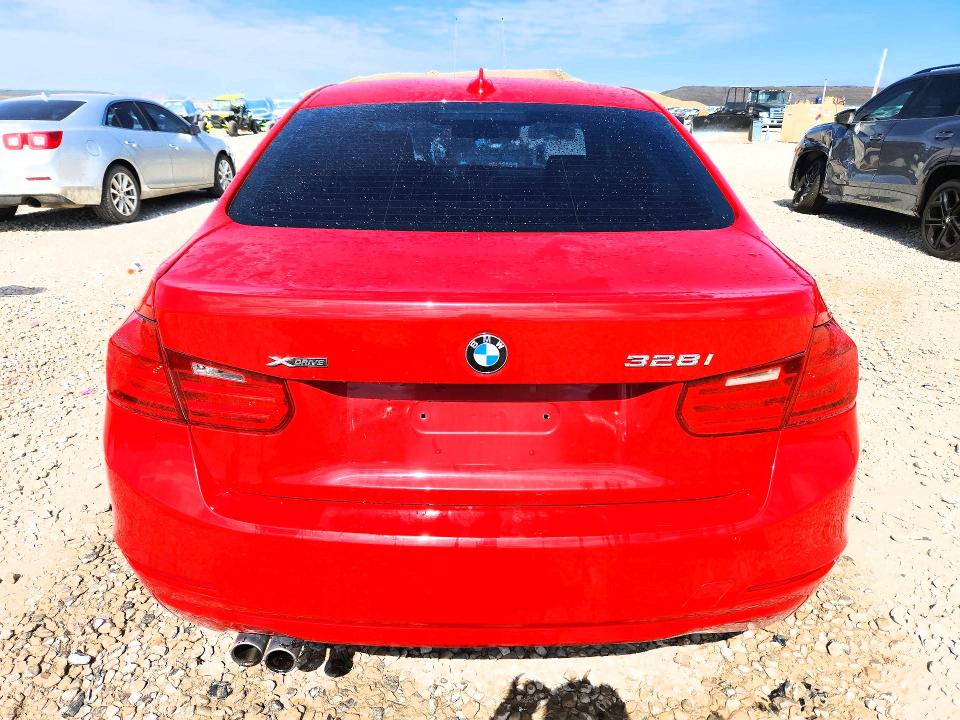 Foto 6 de la subasta – 2013 BMW 328 con VIN WBA3B3C52DJ810954