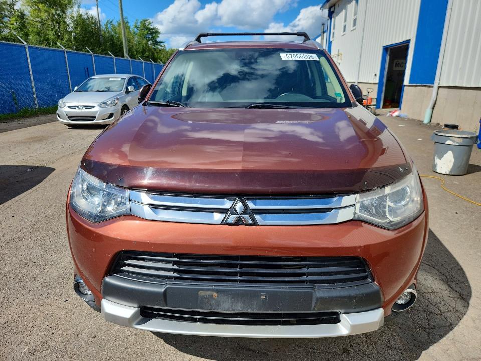 Photo 5 from auction – 2015 MITSUBISHI OUTLANDER with VIN JA4JZ4AX8FZ602446