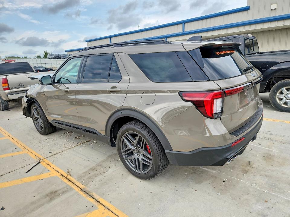 Photo 2 from auction – 2026 FORD EXPLORER with VIN 1FMWK8GC0TGA12630