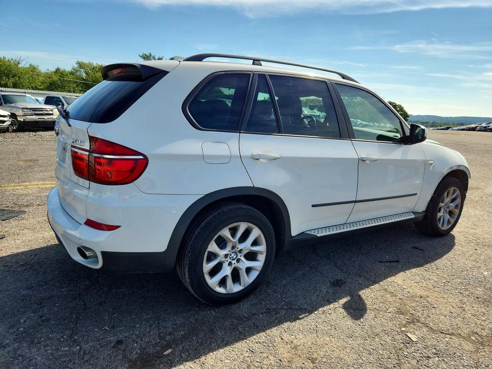 Photo 3 from auction – 2012 BMW X5 with VIN 5UXZV4C54CL990417