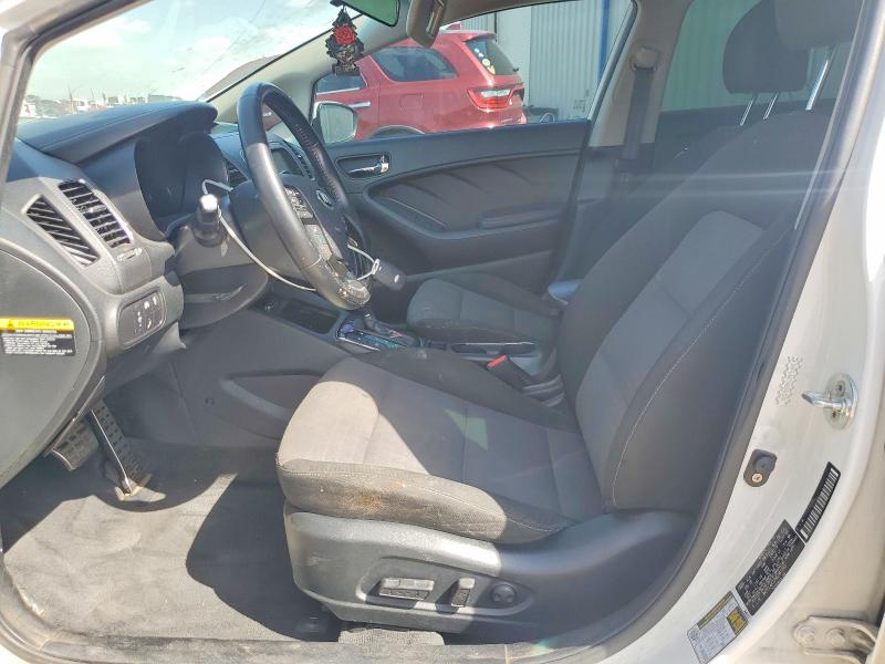 Photo 7 from auction – 2017 KIA FORTE with VIN 3KPFL4A73HE041245