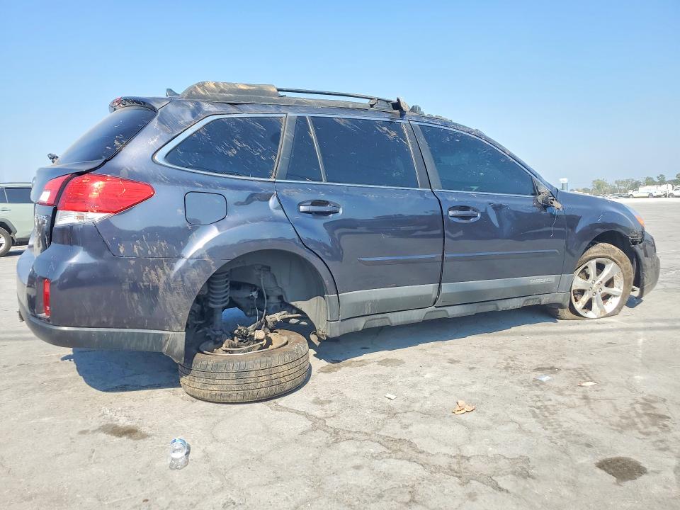 Снимка 3 от търг – 2013 SUBARU OUTBACK с VIN 4S4BRBKC7D3309823