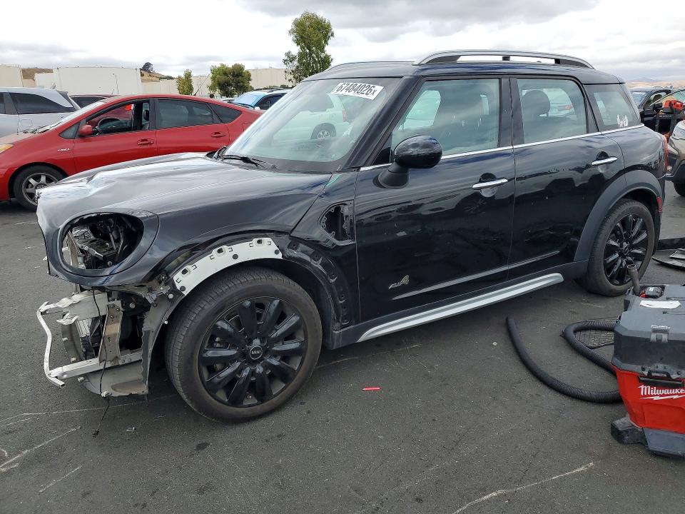 MINI COOPER 2017 with VIN WMZYV5C39H3E01714 - Photo from auction