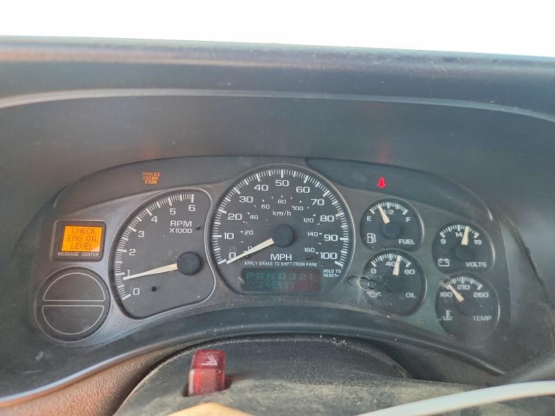 Photo 9 from auction – 2001 CHEVROLET SILVERADO with VIN 1GCEC14W41Z321845