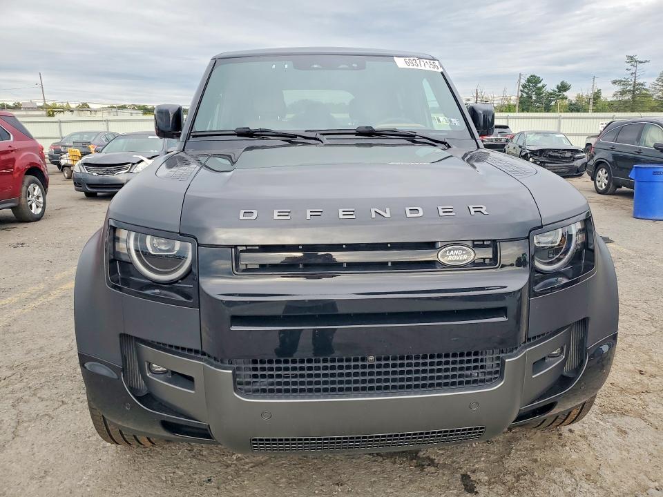 Photo 5 from auction – 2026 LAND ROVER DEFENDER with VIN SALEWEEE8T2487147