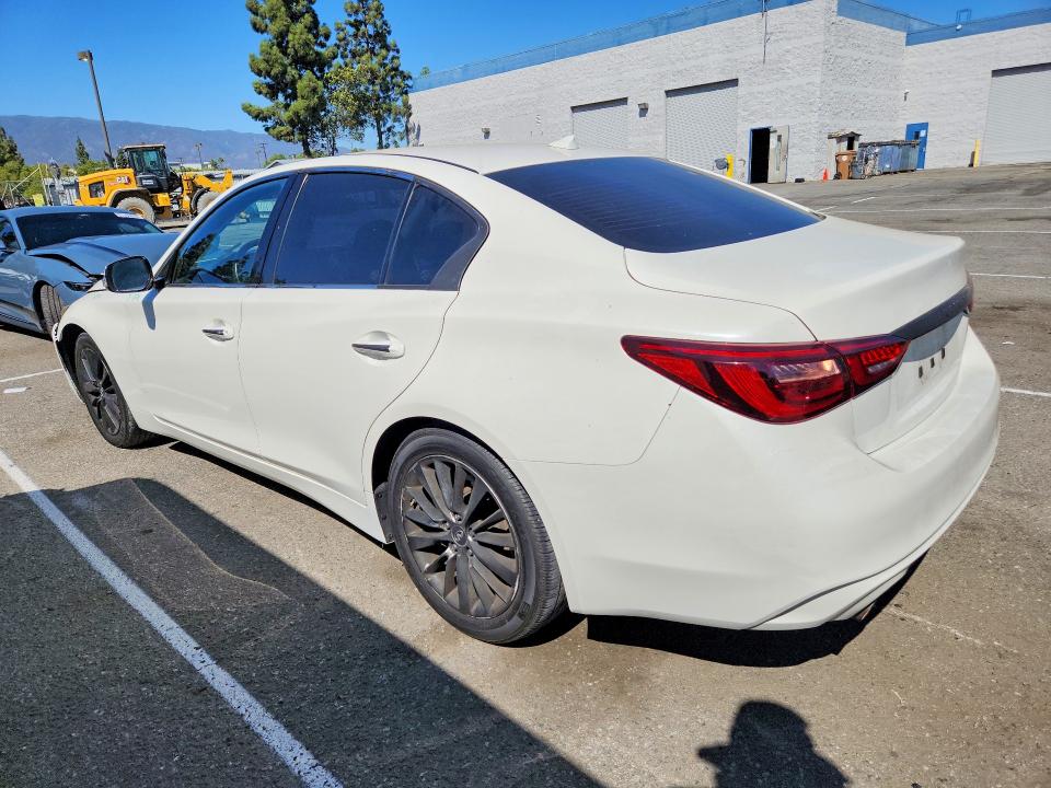 Снимка 2 от търг – 2019 INFINITI Q50 с VIN JN1EV7AP6KM511884