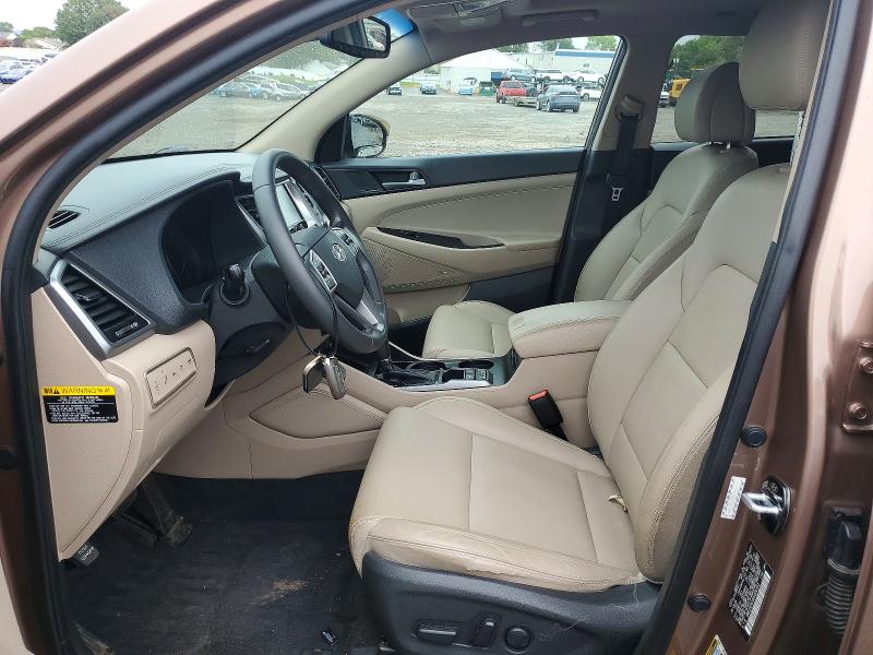 Photo 7 from auction – 2017 HYUNDAI TUCSON with VIN KM8J3CA29HU306353