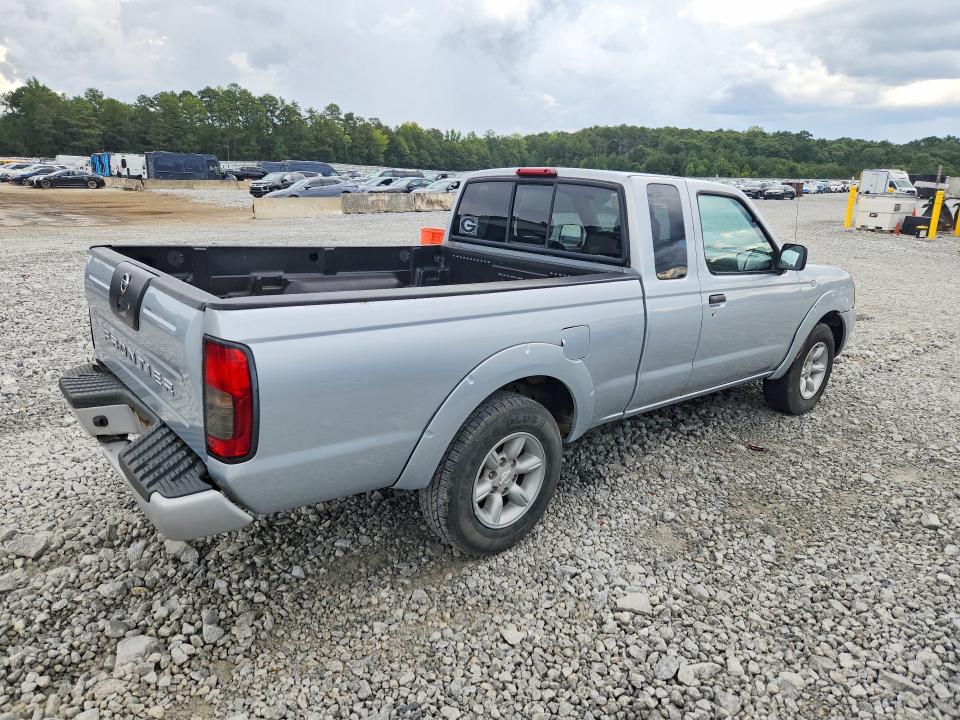 Снимка 3 от търг – 2001 NISSAN FRONTIER с VIN 1N6DD26S91C329805