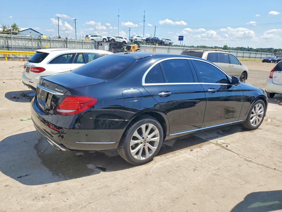 Photo 3 from auction – 2019 MERCEDES-BENZ E with VIN WDDZF4KB4KA537324